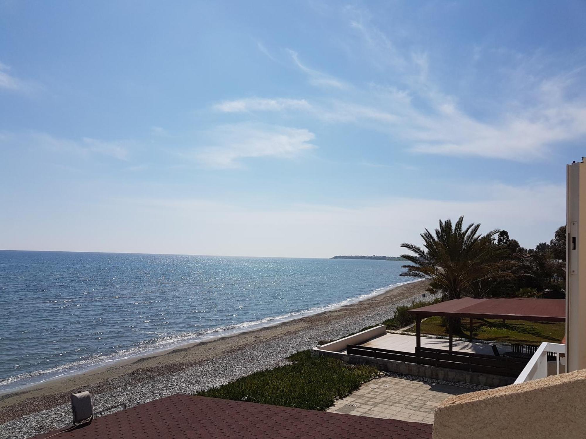 Beach House At Seafront Vila Meneou Exterior foto
